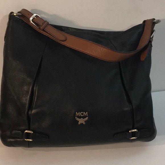 MCM (MICHEAL CROMER MUNCHEN) ITALIAN 100% LEATHER HOBO BAG WITH ADJUSTABLE STRAP - Picture 2 of 16